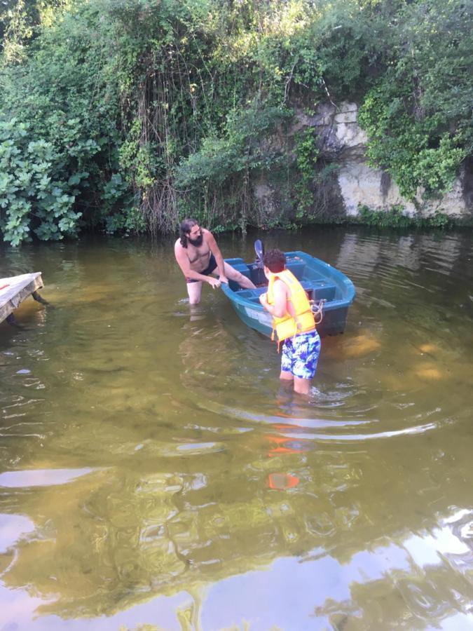 Gite Clodeguy Saint-Sylvestre-sur-Lot Ngoại thất bức ảnh