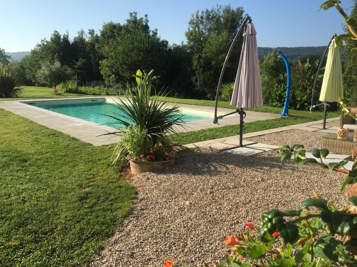 Gite Clodeguy Saint-Sylvestre-sur-Lot Ngoại thất bức ảnh